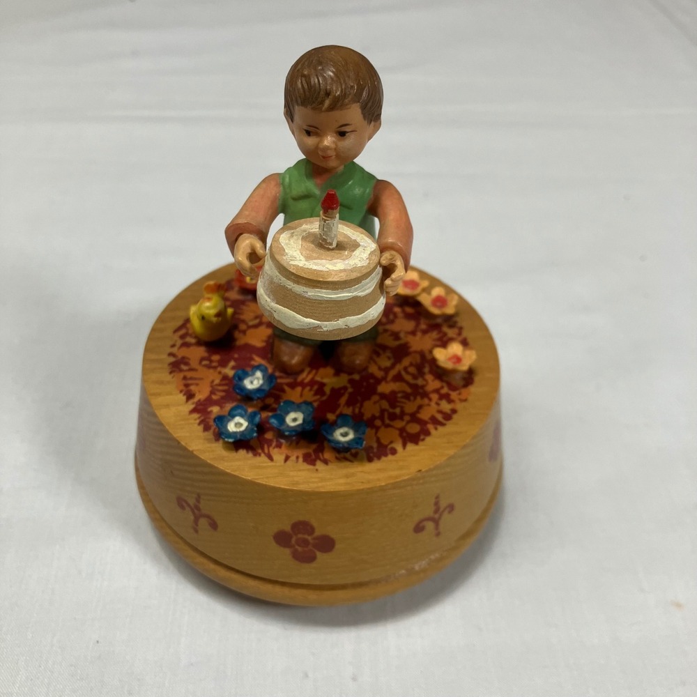 Vintage ANRI Wood Carved Music Box Boy Birthday Cake Happy Birthday Italy EUC